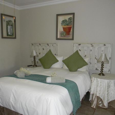 Ridderspoor Guesthouse Middelburg  Buitenkant foto